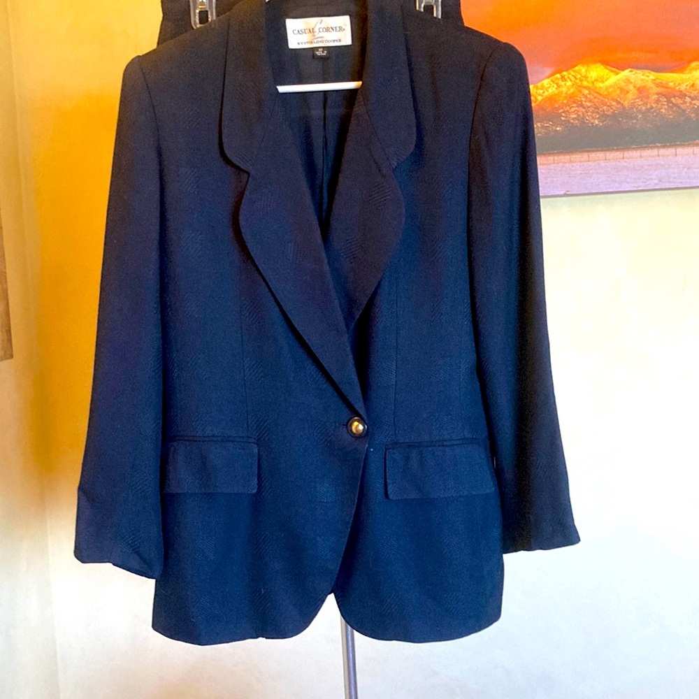 Stirling Cooper/Casual Corner 2 piece women’s navy blue business suit size 10